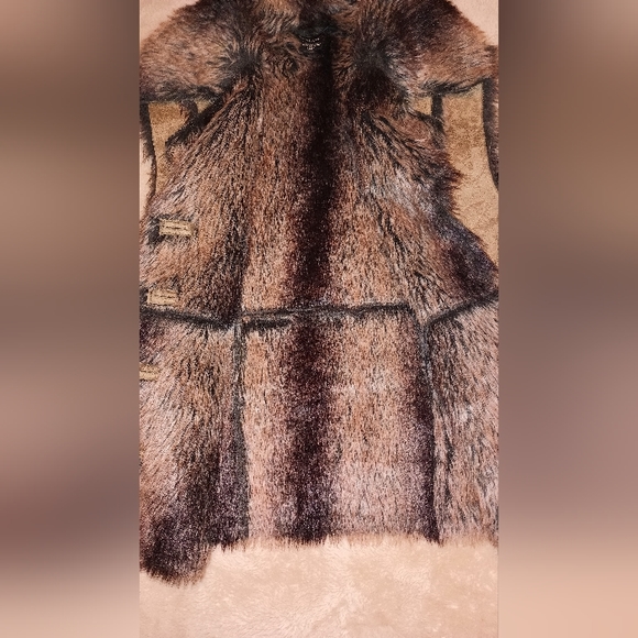 Avalanche Vest - Picture 10 of 10